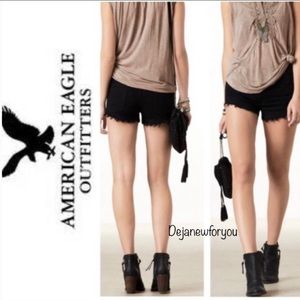 AMERICAN EAGLE BLACK HIGH RISE FESTIVAL SHORTS - Size 6